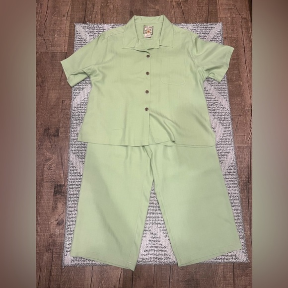 Kylani Bay silk green vintage set - Picture 1 of 17